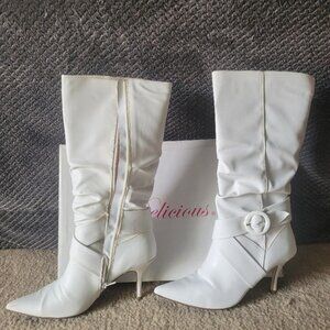 Delicious, size 9, white